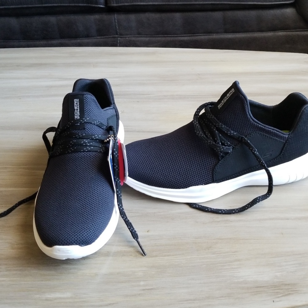 Black Skechers